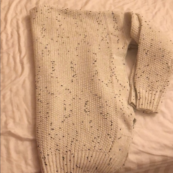 Knit sweater from Ruby and Jenna - Picture 3 of 4